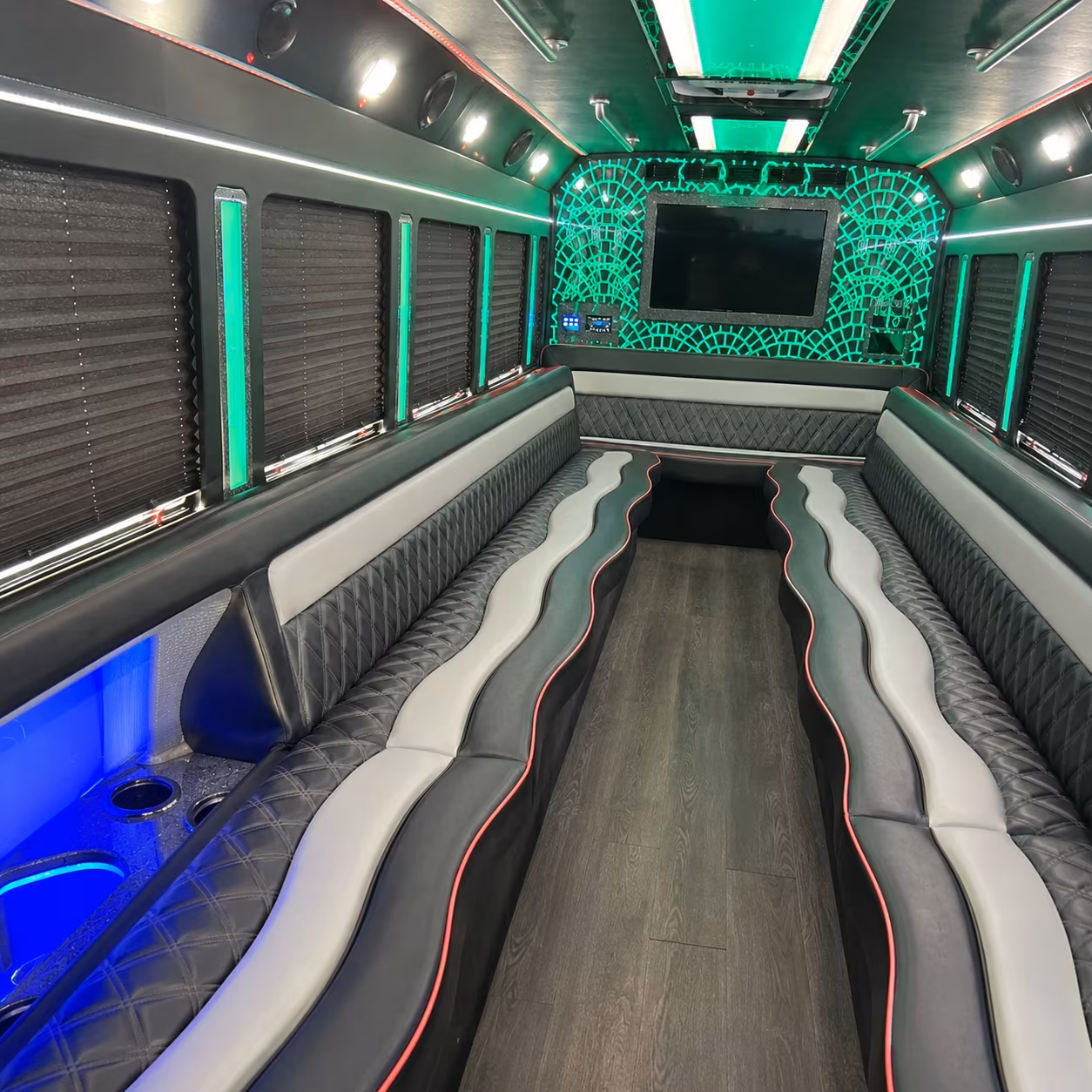 Oakland Birthday, Sweet 16, & Quinceañera Transportation party bus exterior